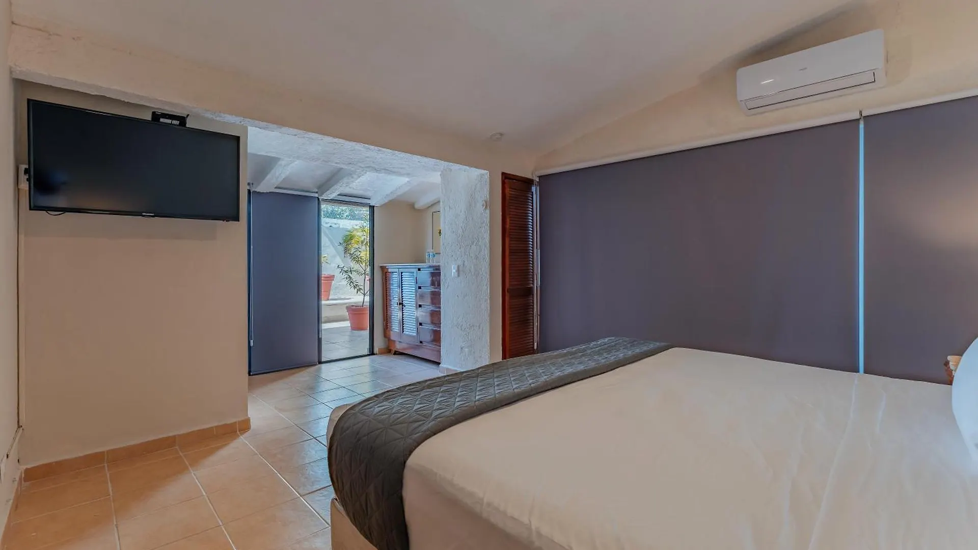 Hotel Brisas 5A Av, Playa Del Carmen 4*,