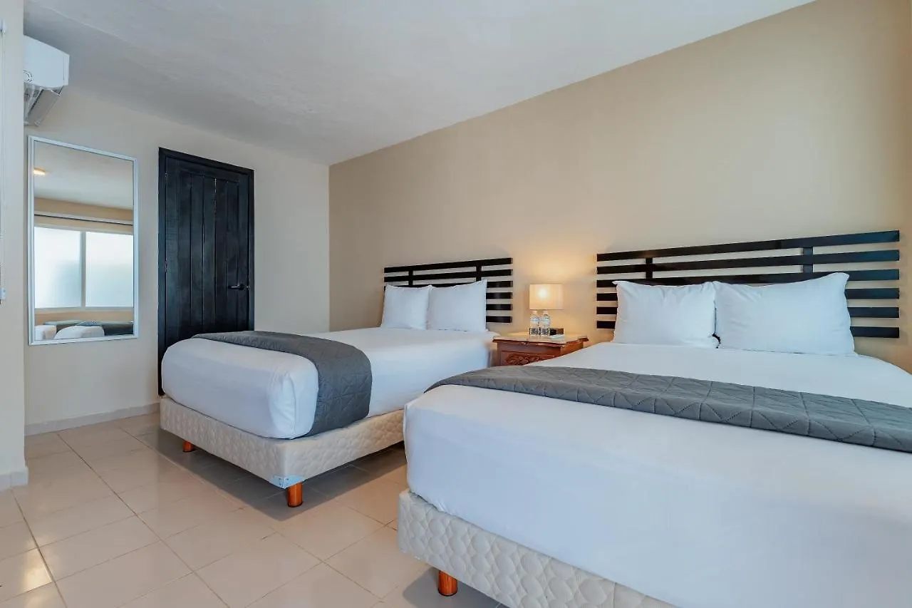 Hotel Brisas 5A Av, Playa Del Carmen